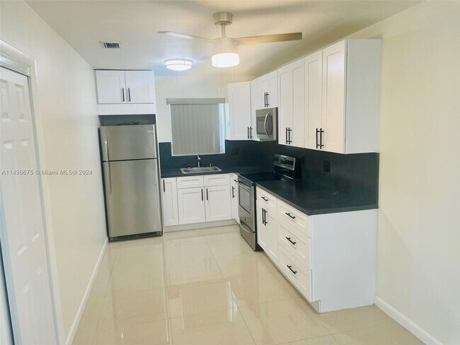 Foto del edificio - 5407 Hollywood Blvd