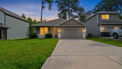 Building Photo - 709 Little River Dr