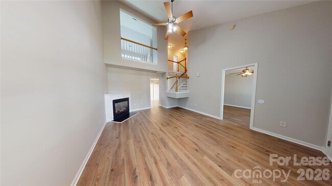 Building Photo - 10131 Ballyclare Ct