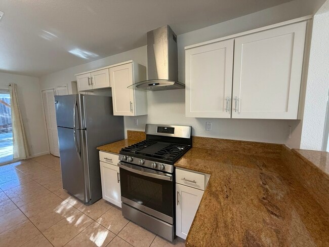 Building Photo - 1203 Caricia Dr