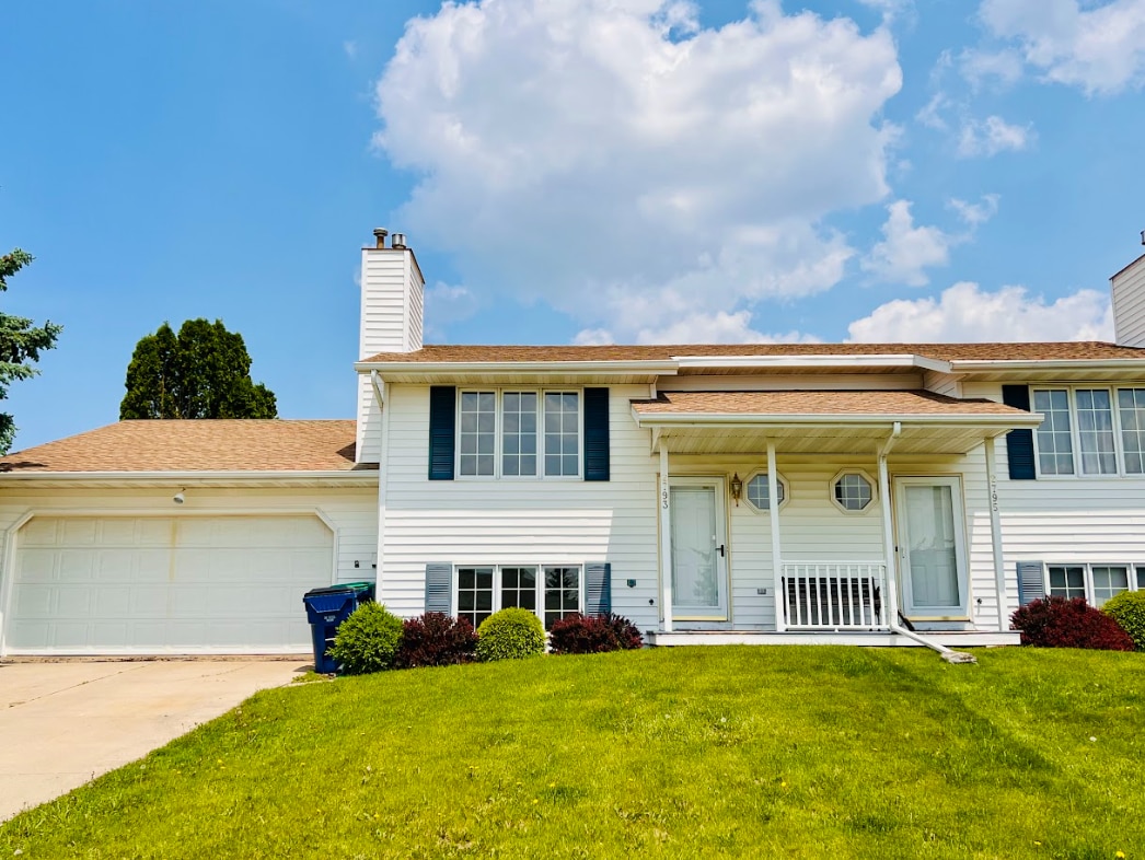 Front - 2793 Aquarius Rd