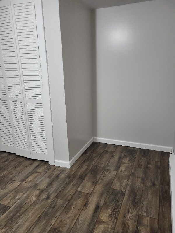 Foto del edificio - 1615 Lakeside Dr