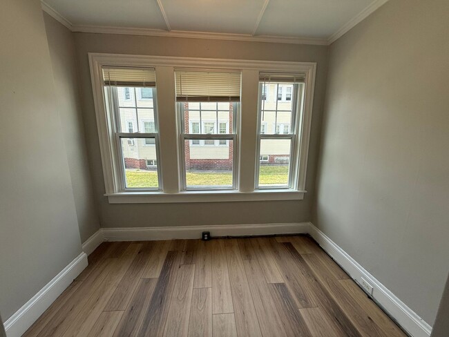 Photo - 127 Westford St House