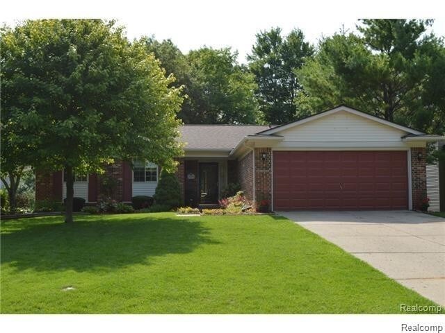 Foto principal - 5076 Timber Ridge Trail