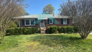 Building Photo - 1701 Phillips Ave