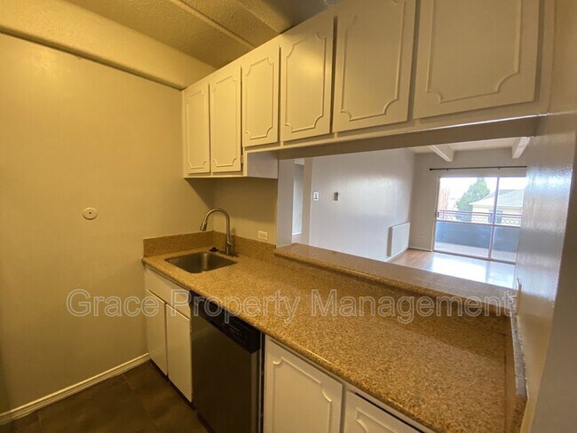 Foto del edificio - 1441 N Humboldt St