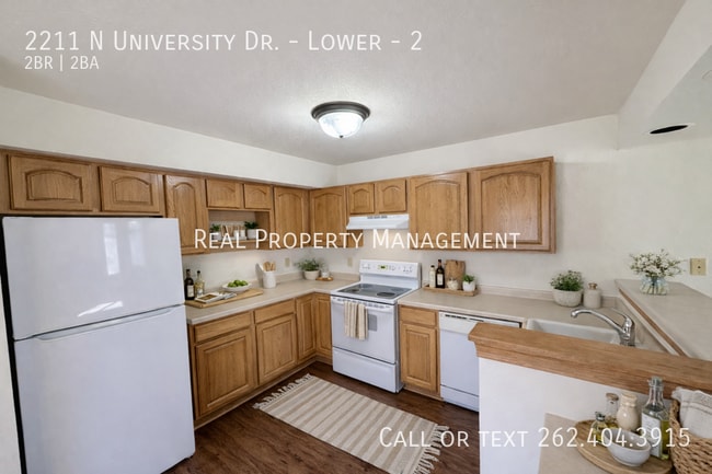 Building Photo - 2211 N University Dr