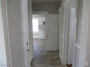 Building Photo - 2080 Halstead Ave