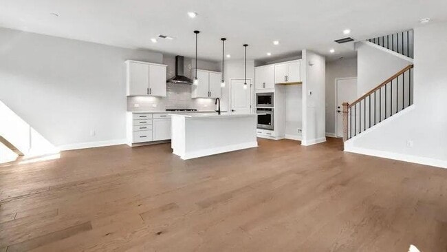 Building Photo - 102 Briargate Dr