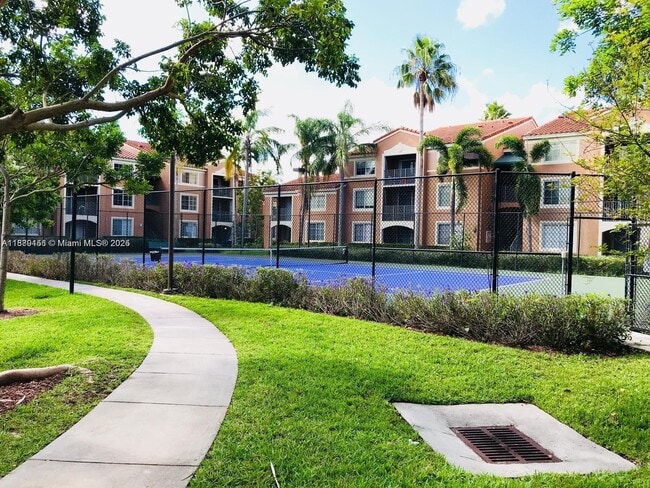 Foto del edificio - 4852 N State Rd 7
