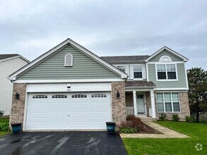 Building Photo - 468 Columbine Ln