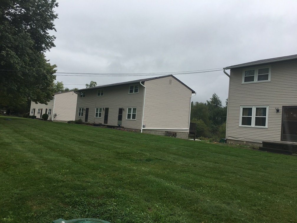 1268 Smith Kramer St NE, Hartville, OH 44632 Townhome Rentals in