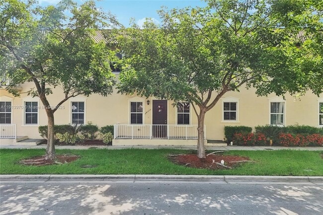 Photo - 24313 SW 115 Ct Townhome