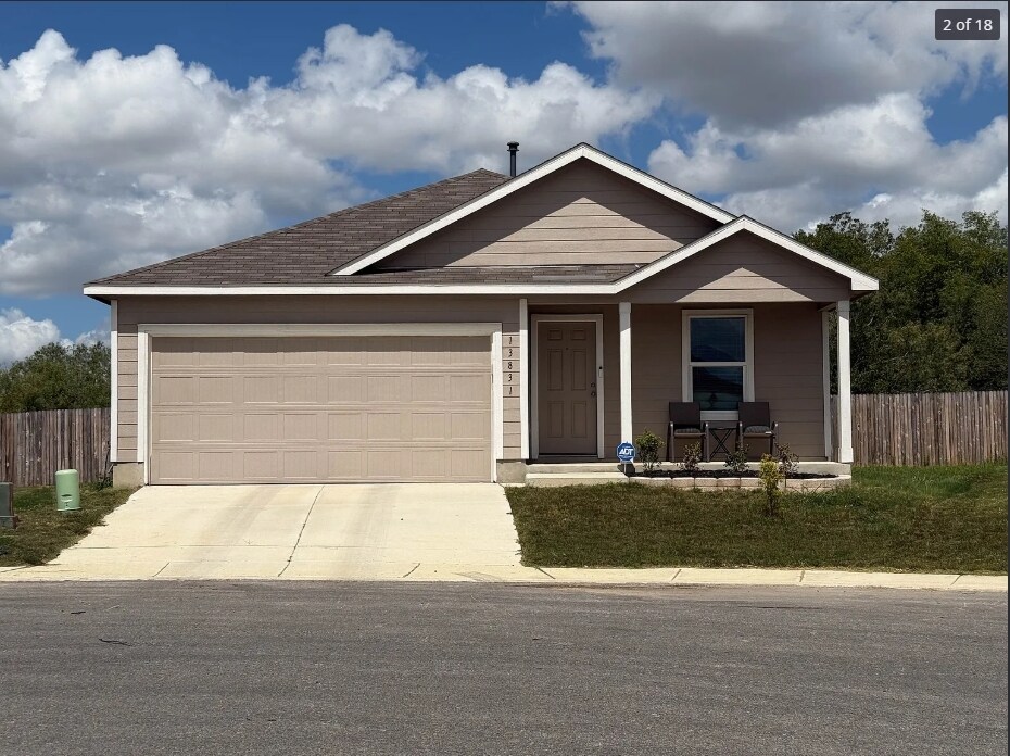 Foto principal - 13831 Barn Door