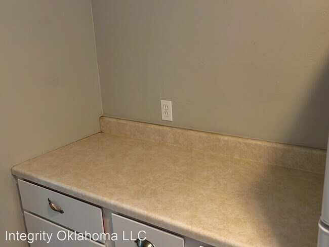 Foto del edificio - 3 br, 1 bath House - 1720 Cherry Ln