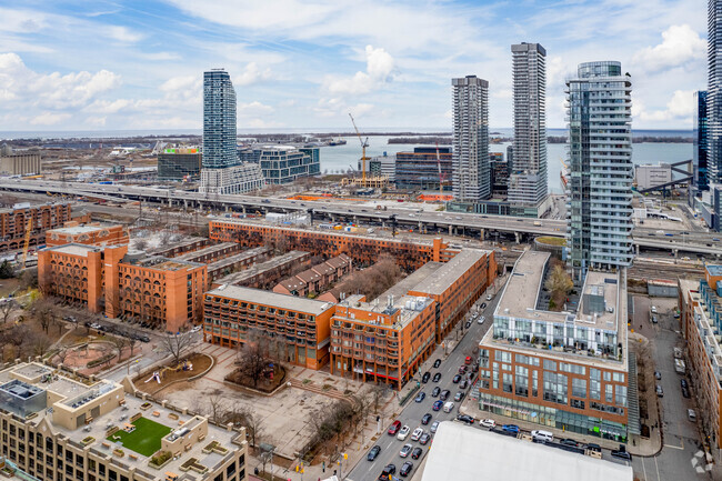 Aerial Photo - Crombie Park Apartments