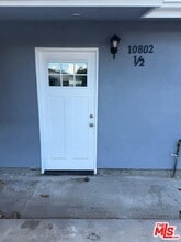 Building Photo - 10802 S Doty Ave