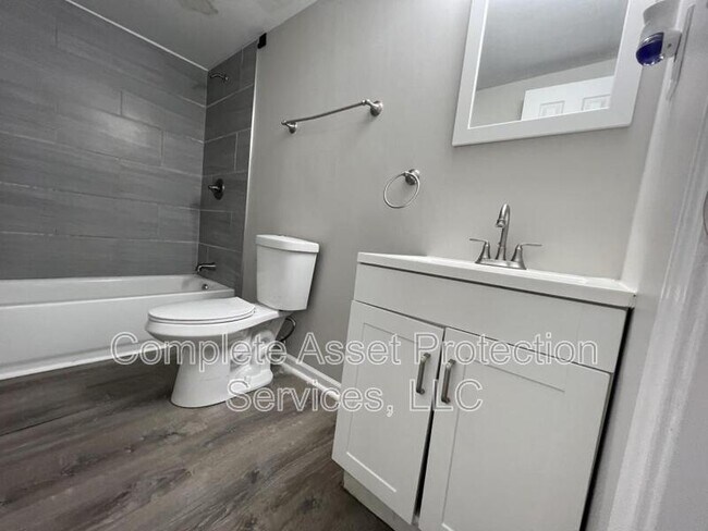 Foto del edificio - 656 Fairview St