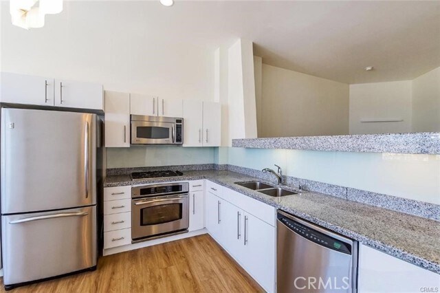 Foto del edificio - 1100 Wilshire Blvd