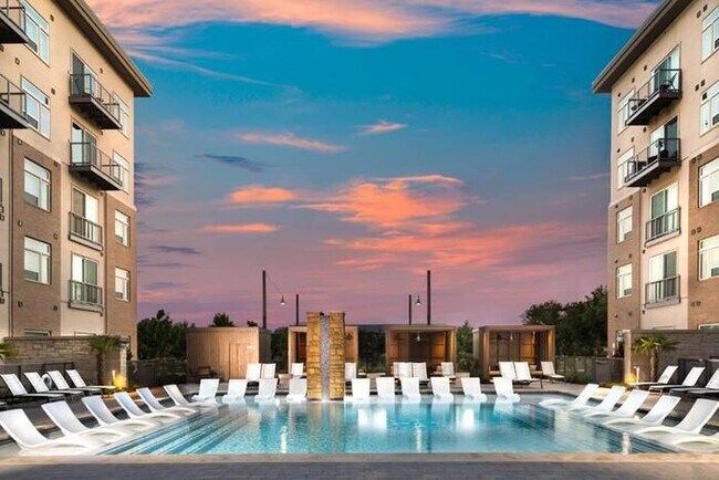 Foto del edificio - 3000 Kramer Ln