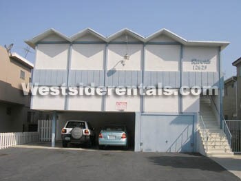 Primary Photo - 12625 Mitchell Ave