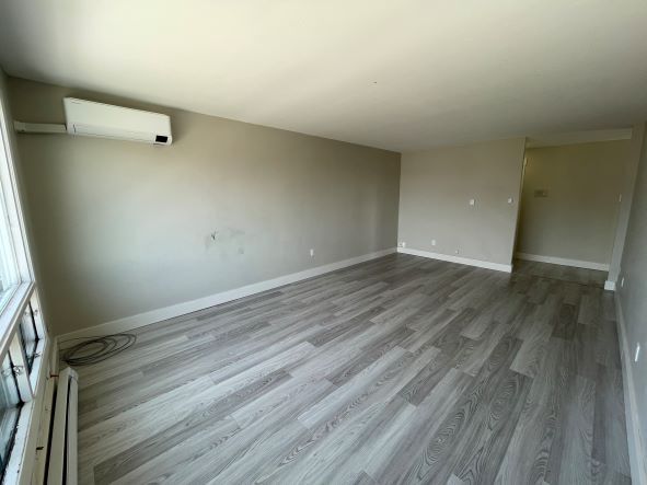 Building Photo - 17 Lockwood St