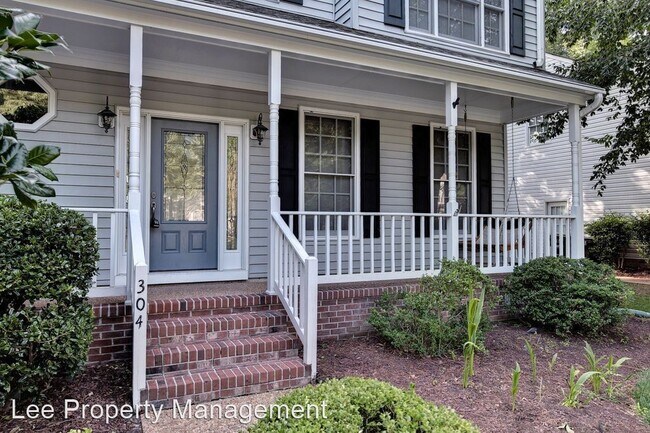 Building Photo - 304 Hollingsworth Ct
