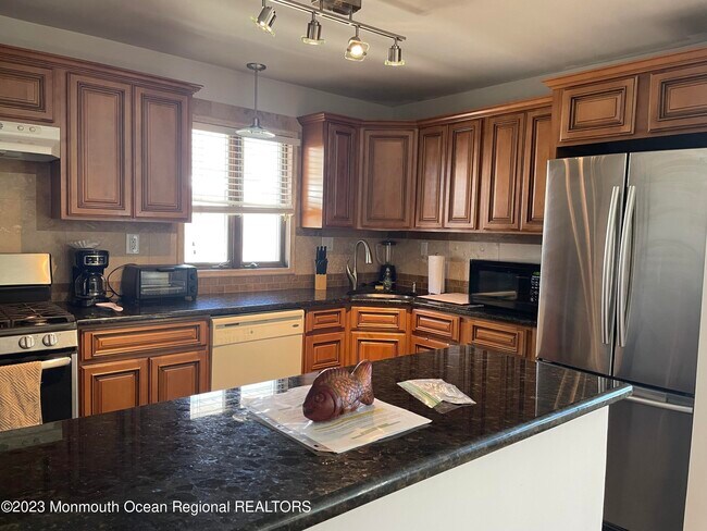 Foto del edificio - 65 Grand Central Ave