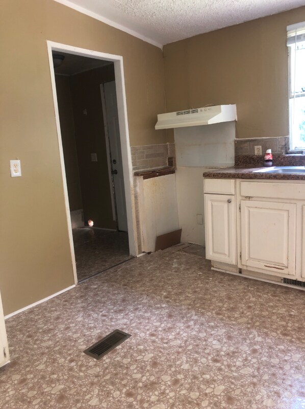 Photo - 45 Woodlawn Ave House