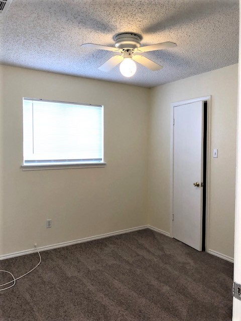 Bedroom - 2620 Alana Ln