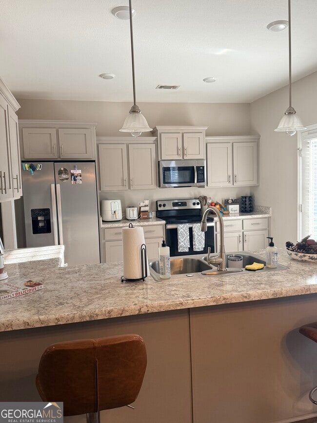 Building Photo - 514 Winter Wy.