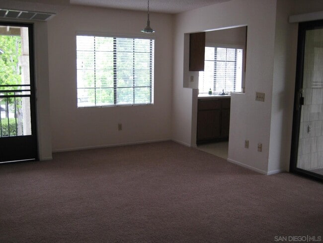 Building Photo - 10935 Summerdale Way