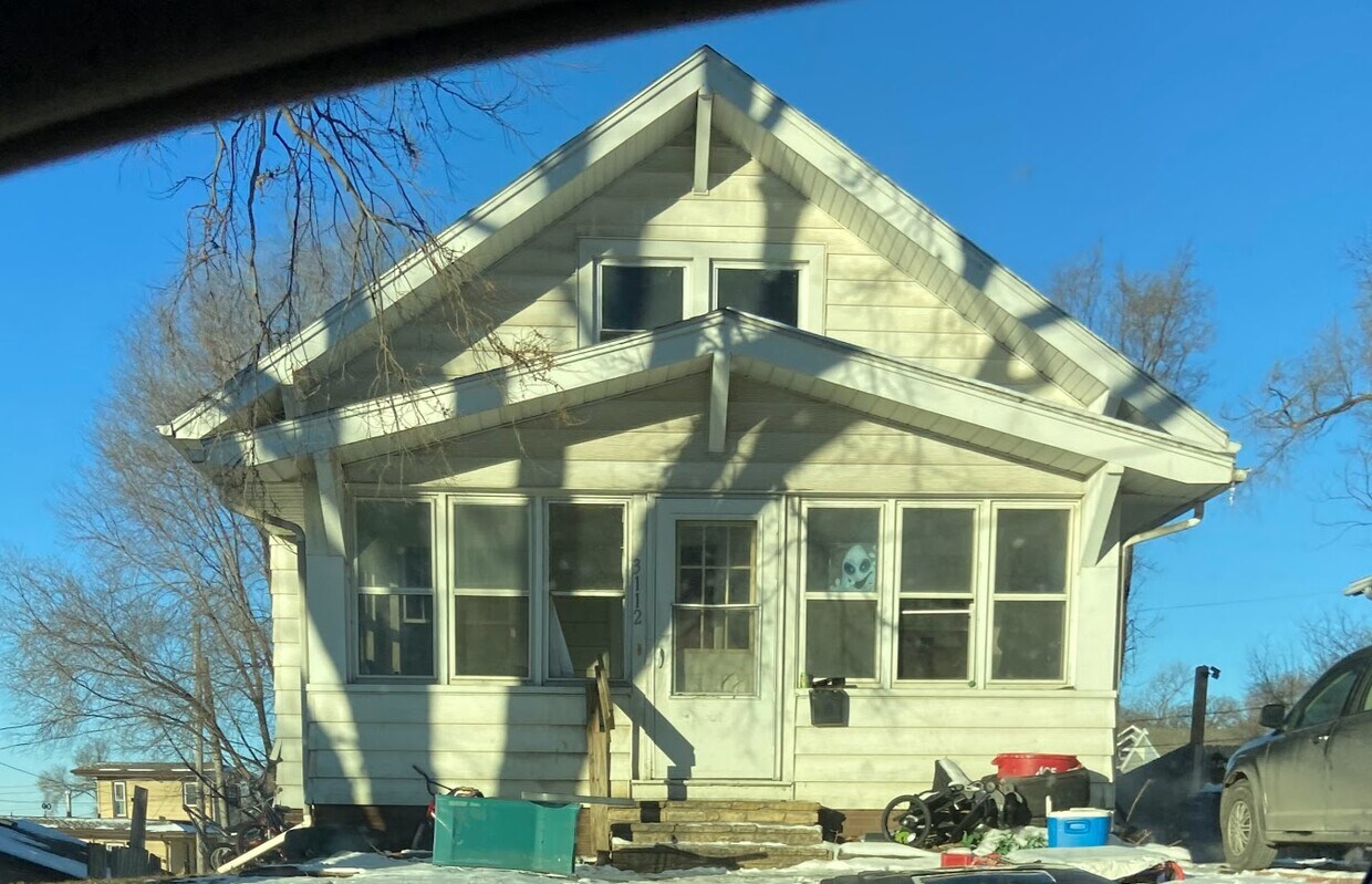Primary Photo - 3112 3rd St