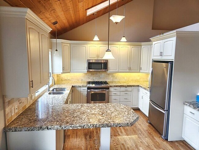 Foto del edificio - Large Private Luxury  Home  in  Pinebrook ...