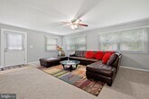 Primary Photo - 3150 Siron St