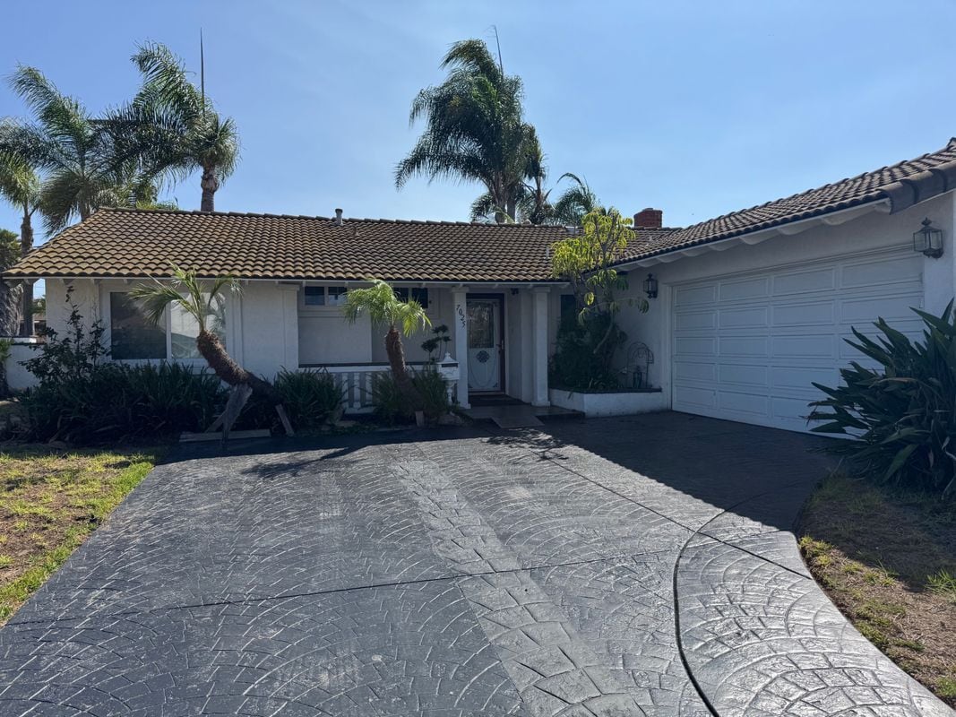 Primary Photo - 7025 Madrone Ave