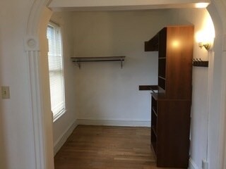 Open closet off front r - 302 Paige St