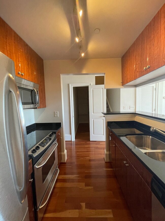 Interior Photo - The Apartments at Charles Plaza