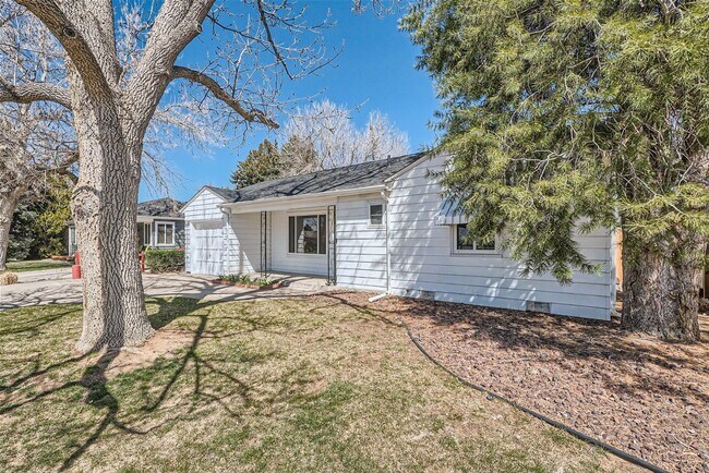 Building Photo - Beautiful 3-Bedroom Home in Denver – Avail...