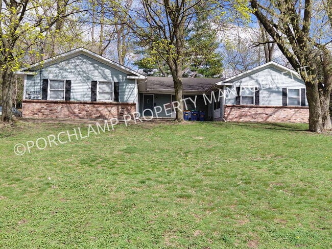 Building Photo - 3142 Kalamazoo Ave SE