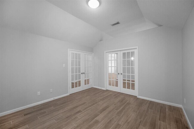 Foto del edificio - 14911 Englebrook Dr