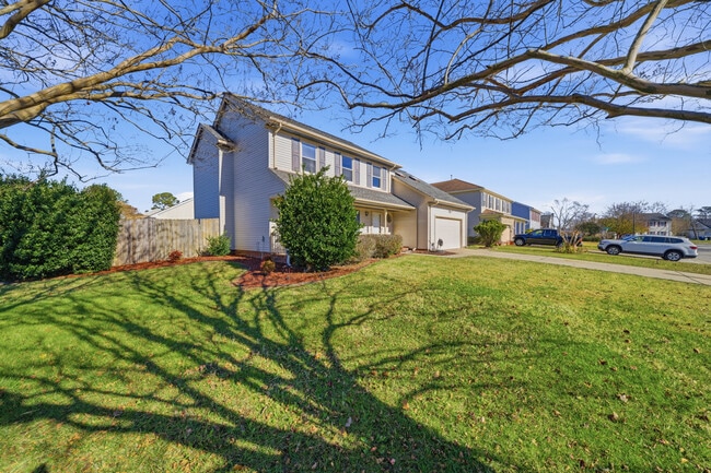 Building Photo - 4732 Brompton Dr