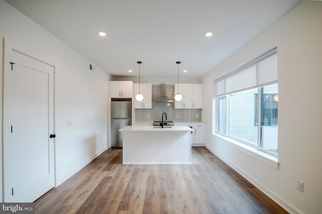 Foto del edificio - 5904 Germantown Ave