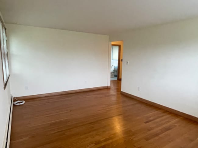 Building Photo - 55 Kendall St