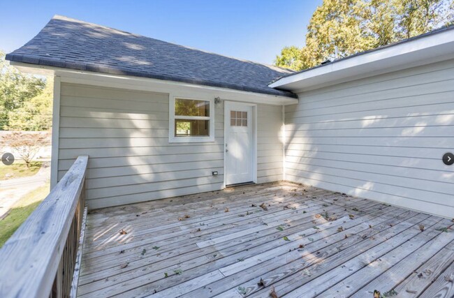 Building Photo - 407 Collier Ridge Dr NW