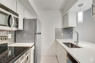 Building Photo - 1810 N Garrett Ave