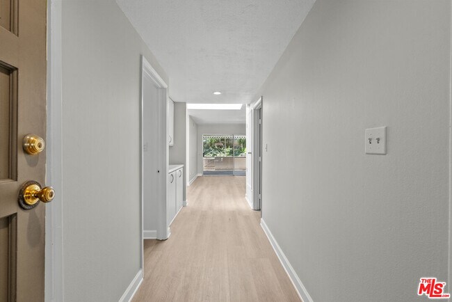 Foto del edificio - 26851 Oak Branch Cir