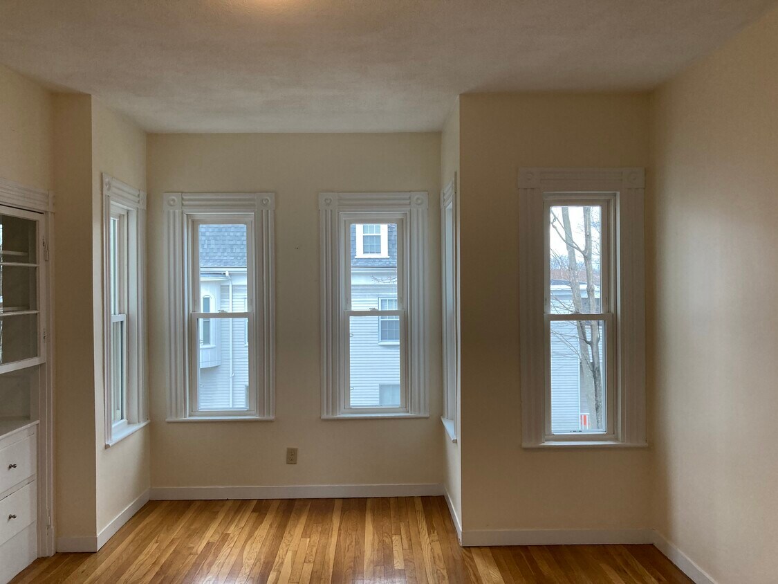 21 Park St Unit 2, Wakefield, MA 01880 21 Park St Wakefield, MA