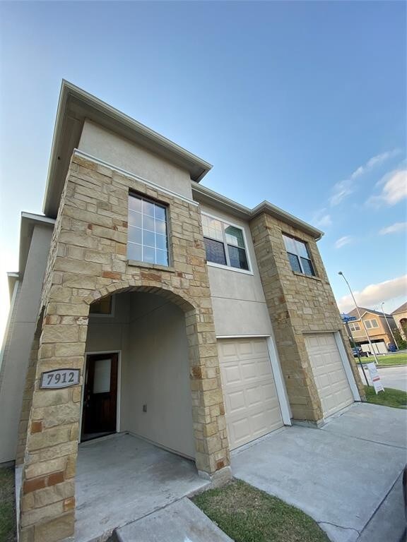 Foto principal - 7912 Via Ashford Terrace