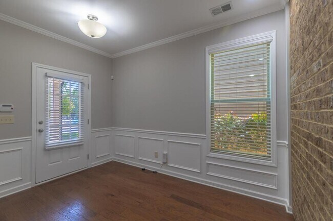 Foto del edificio - 5046 Apple Grove Rd NE